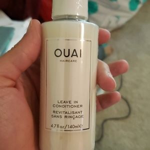 Ouai Leave in Conditioner. 4.7 fl oz